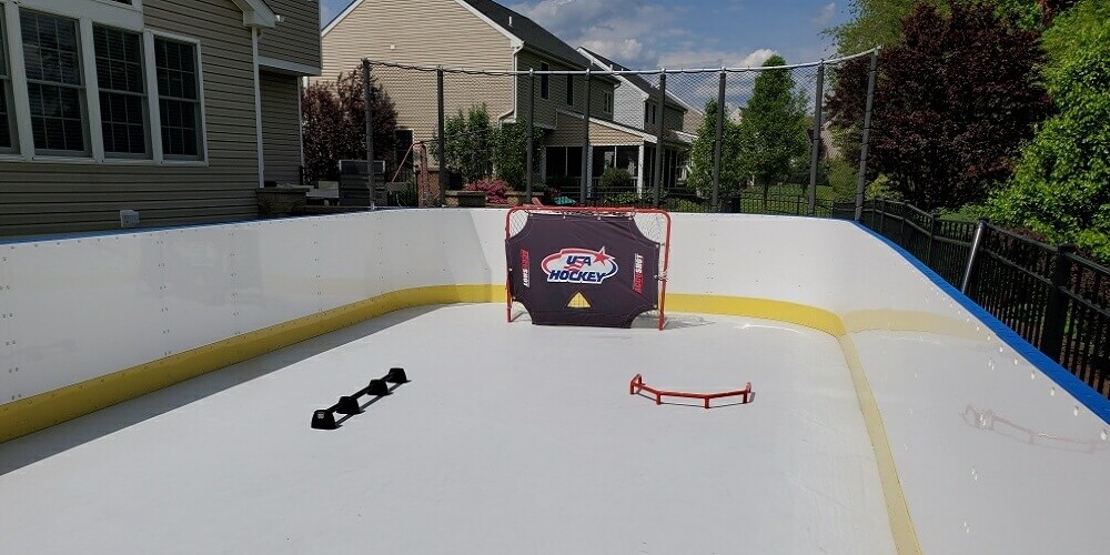 Year Round Synthetic Ice Rink - Pittsburgh