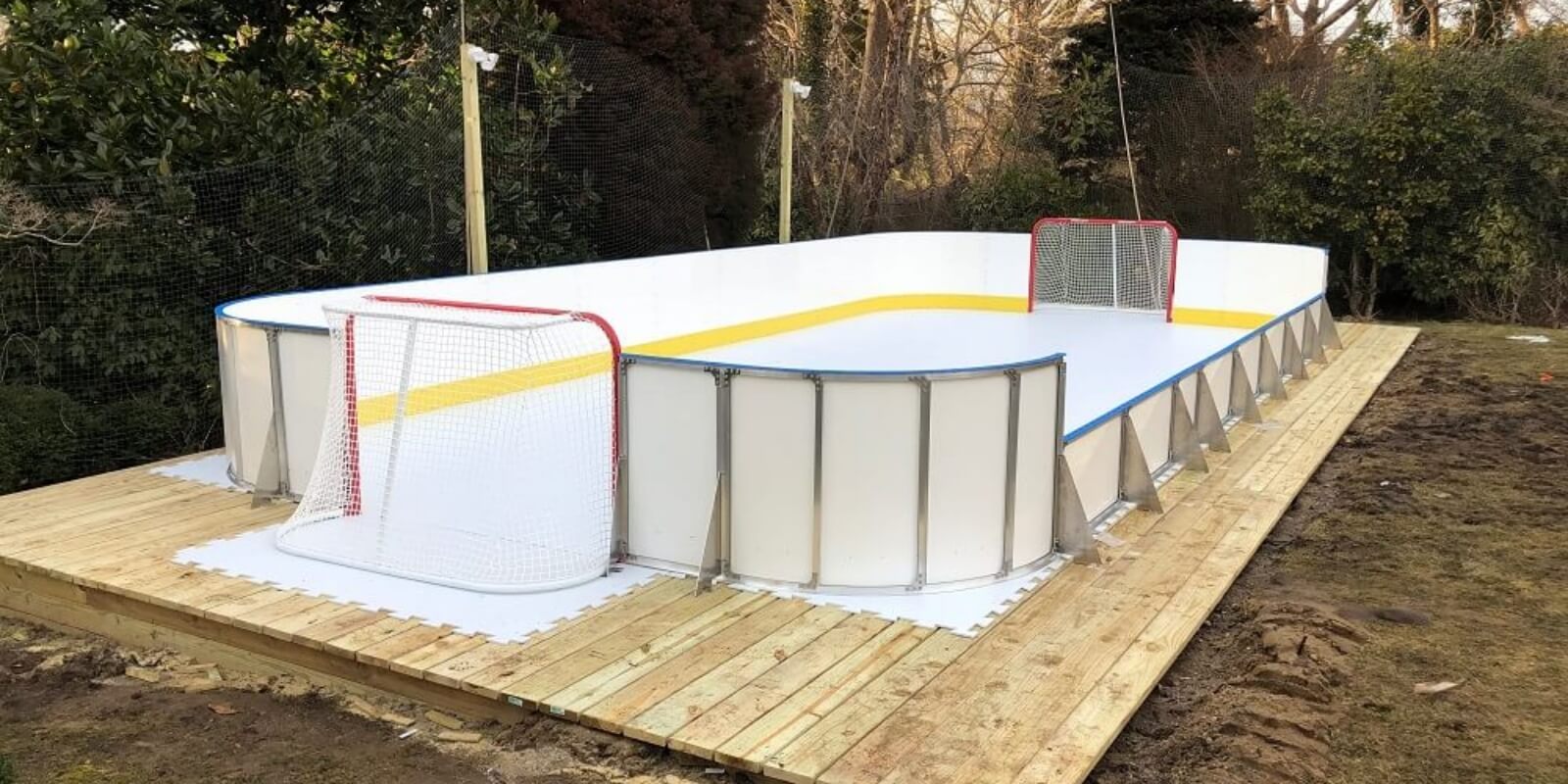 backyard hockey rink